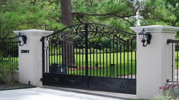 Electric Aluminum Gate